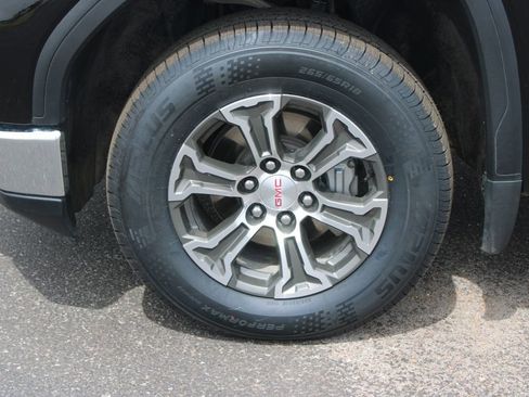 Used 2025 GMC Sierra 1500 SLT AWD/4WD image 18