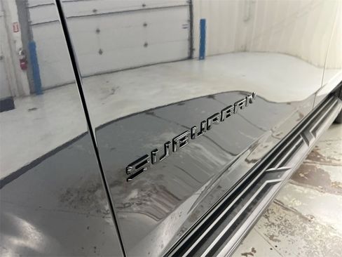 Used 2025 Chevrolet Suburban RST w/ Comfort Package image 28