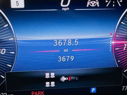 Used 2026 Mercedes-Benz GLS 580 4MATIC image 13