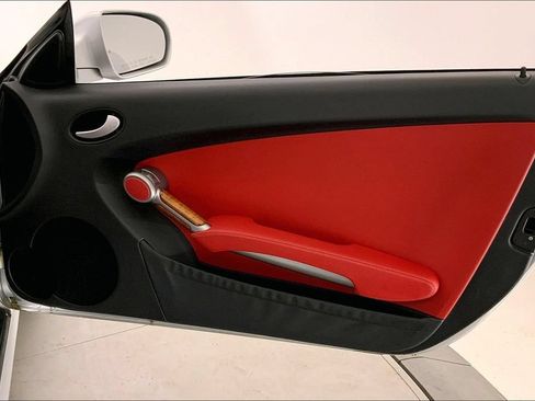 Used 2010 Mercedes-Benz SLK 350 image 22