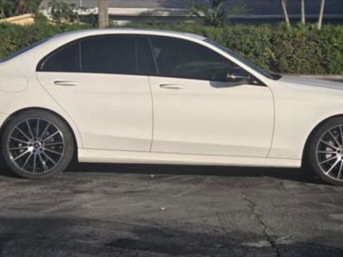 Used 2019 Mercedes-Benz C 300 C 300 image 8