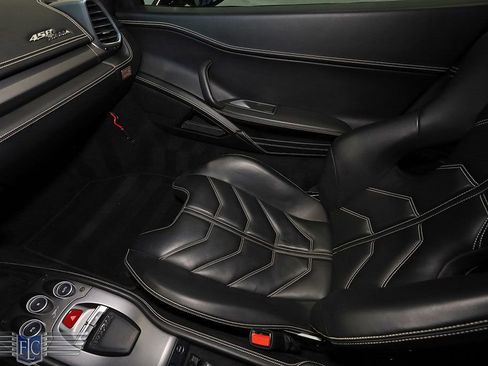 Used 2011 Ferrari 458 Italia Coupe image 23