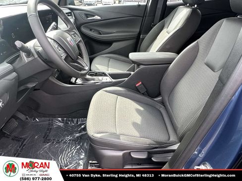Used 2024 Buick Encore GX Preferred AWD/4WD image 17