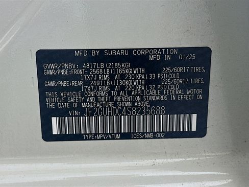 Used 2025 Subaru Crosstrek 2.0i Premium image 12