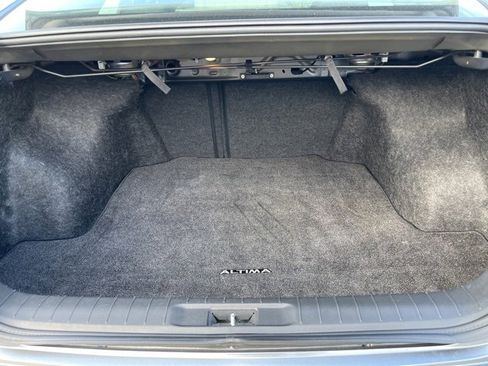 Used 2018 Nissan Altima 2.5 SR w/ SR Special Edition image 10