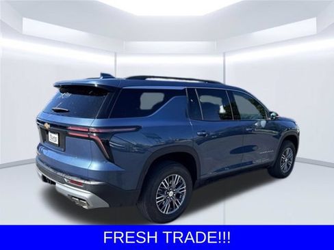 Used 2026 Chevrolet Traverse LT AWD/4WD image 4