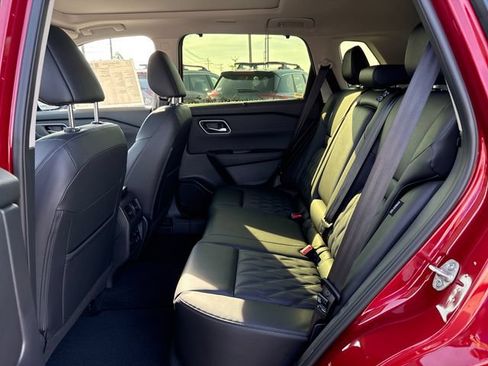 New 2026 Nissan Rogue Platinum w/ Platinum Premium Package AWD/4WD image 14