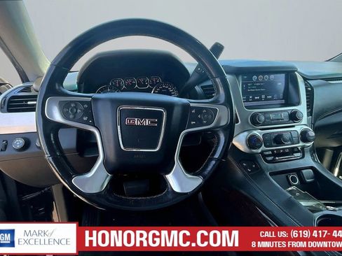 Used 2018 GMC Yukon SLT AWD/4WD image 7