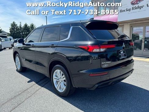 Used 2024 Mitsubishi Outlander ES AWD/4WD image 5