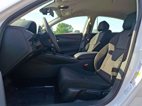 Used 2023 Honda Accord LX image 13