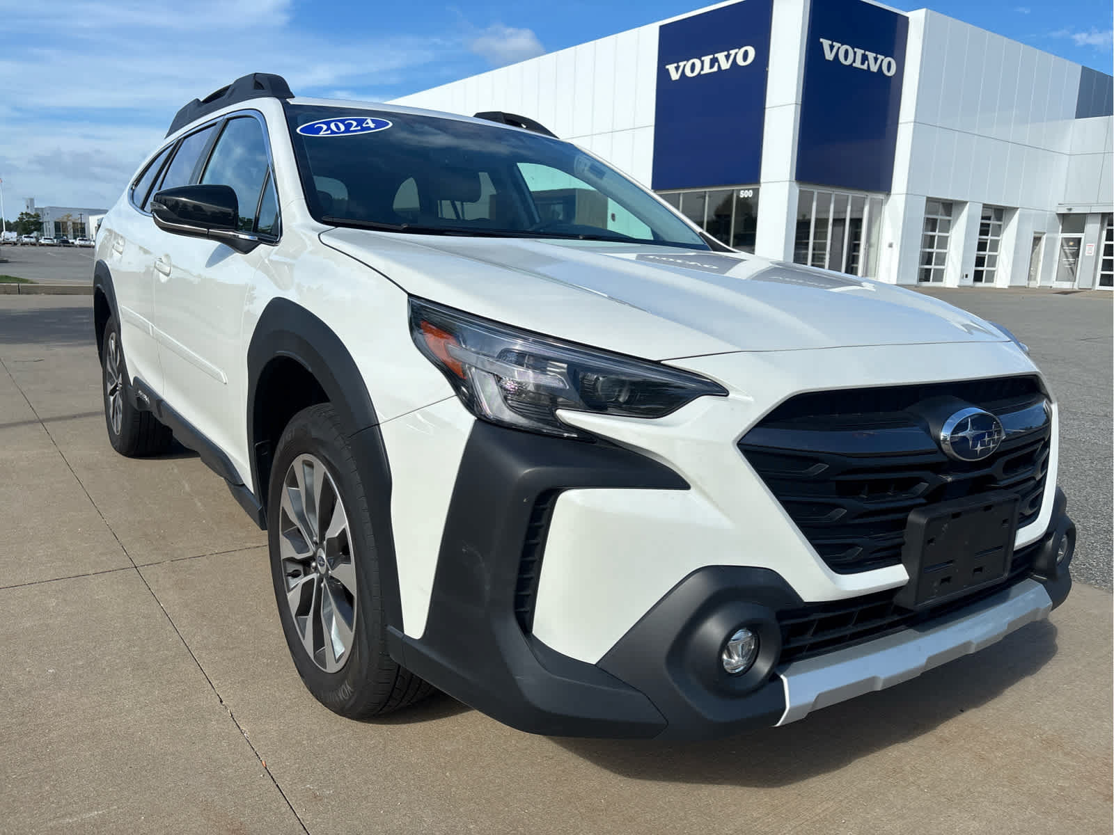 Used 2024 Subaru Outback Limited AWD/4WD image 5