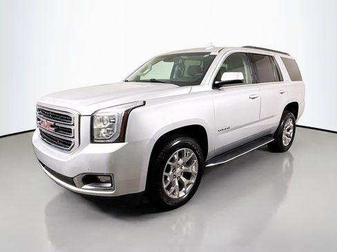Used 2019 GMC Yukon SLE w/ SLE Value Package image 4