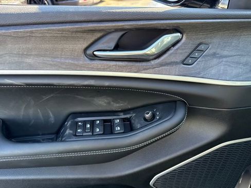 New 2026 Jeep Grand Cherokee L Limited image 14