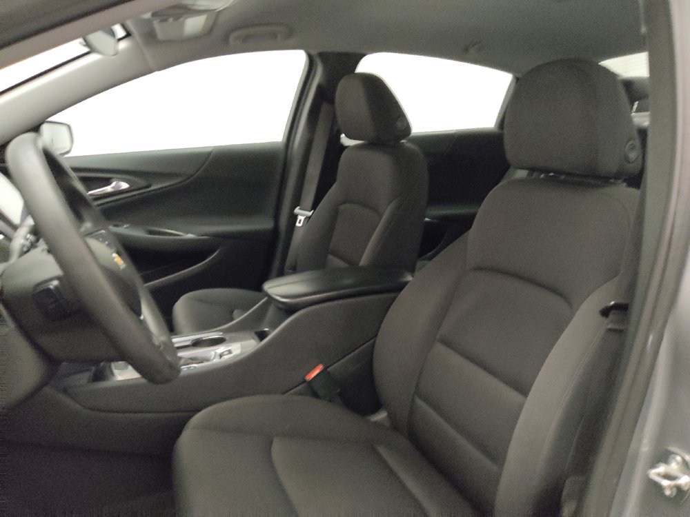 Used 2023 Chevrolet Malibu LT FWD image 17