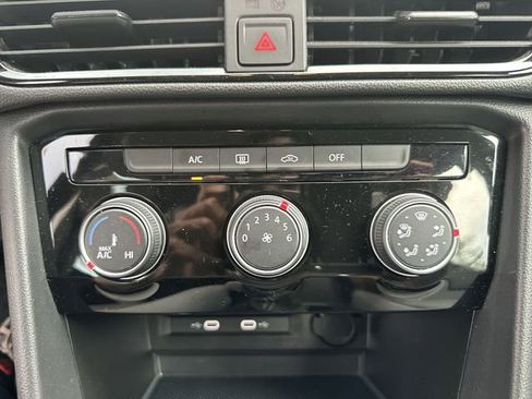 Certified 2023 Volkswagen Taos S FWD image 22