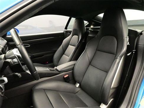 Certified 2025 Porsche 718 Cayman GTS image 5