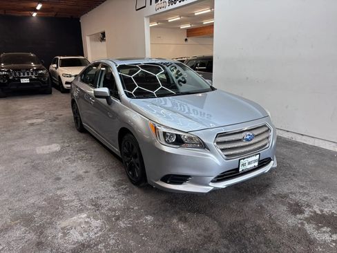 Used 2017 Subaru Legacy 2.5i Premium w/ Moonroof Package AWD/4WD image 2