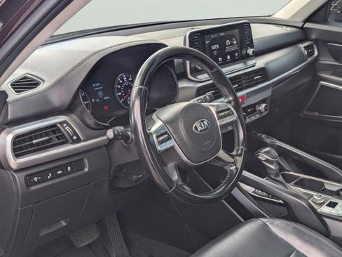 Used 2020 Kia Telluride S w/ S 8 Passenger Seating Package image 32