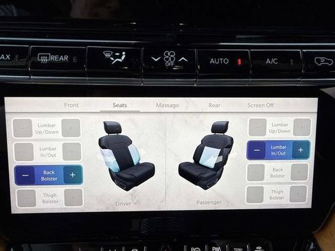 Used 2022 Jeep Grand Wagoneer Series III w/ Rear Seat Video Group 1 AWD/4WD image 36