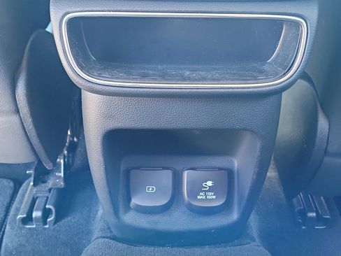 Used 2024 Genesis GV80 2.5T AWD/4WD image 13