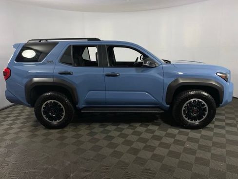 Used 2025 Toyota 4Runner TRD Off-Road AWD/4WD image 10