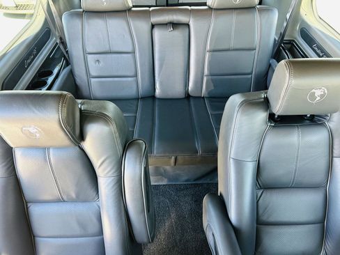 Used 2015 Ford Transit 150 130 Low Roof w/ Exterior Upgrade Package image 30