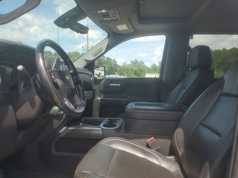 Used 2019 Chevrolet Silverado 1500 LTZ w/ LTZ Plus Package AWD/4WD image 8