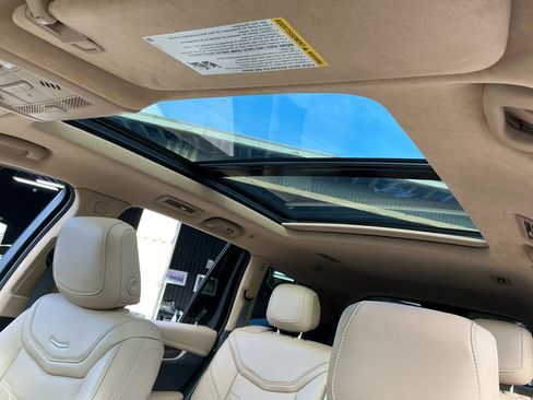 Used 2023 Cadillac XT6 Premium Luxury w/ Platinum Package image 30