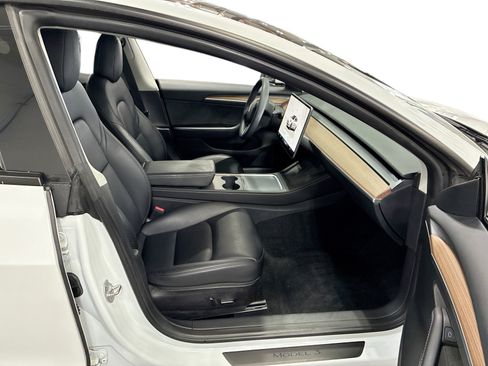 Certified 2023 Tesla Model 3 Standard Range RWD image 13