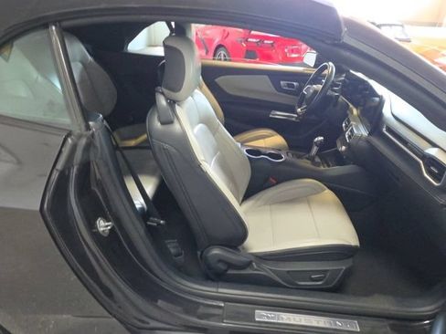 Used 2024 Ford Mustang Premium RWD image 15