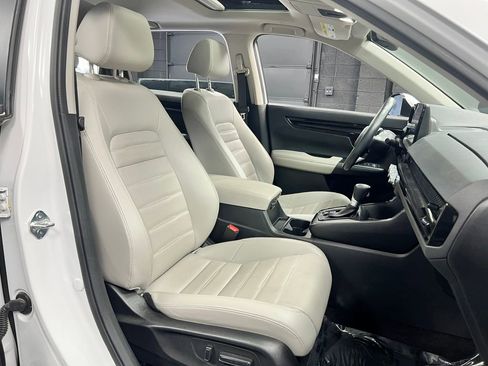 Used 2024 Honda CR-V EX-L image 6