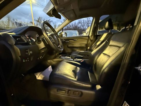 Used 2016 Honda Pilot Touring image 15