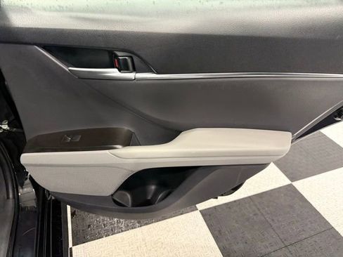 Used 2024 Toyota Camry LE image 23