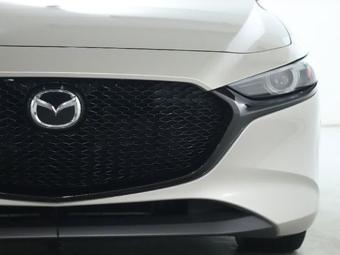 Used 2022 MAZDA MAZDA3 s image 7