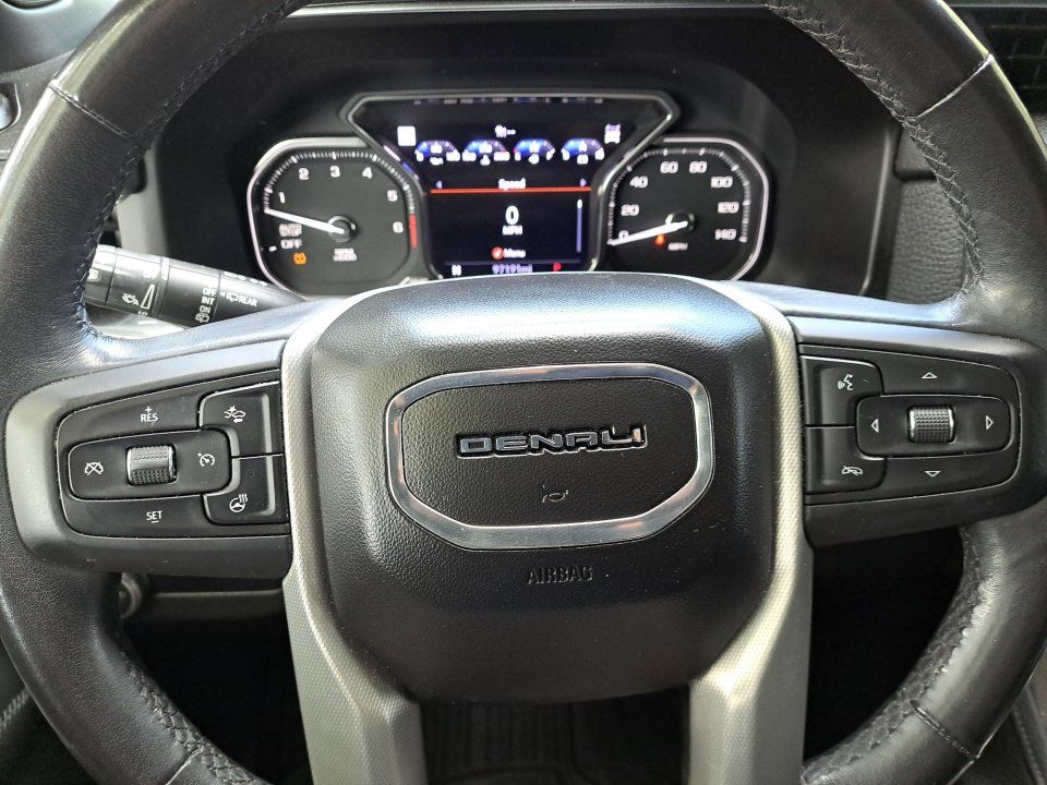 Used 2021 GMC Yukon XL Denali w/ Denali Premium Package AWD/4WD image 24