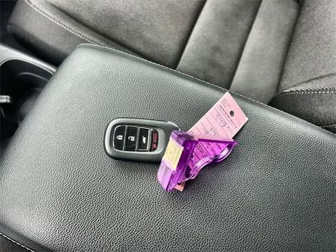 Certified 2025 Honda CR-V EX image 21