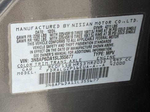 Used 2025 Nissan Kicks SR FWD image 30