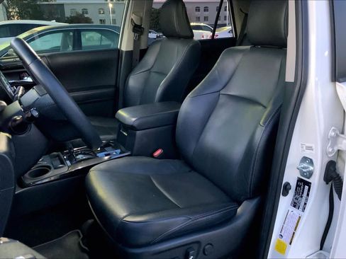 Used 2021 Toyota 4Runner Nightshade image 7