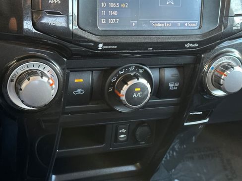 Used 2015 Toyota 4Runner TRD Pro AWD/4WD image 22