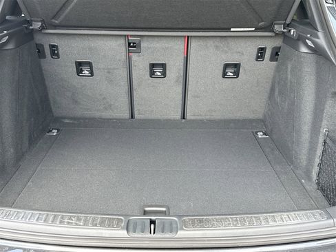 New 2025 Porsche Macan image 16