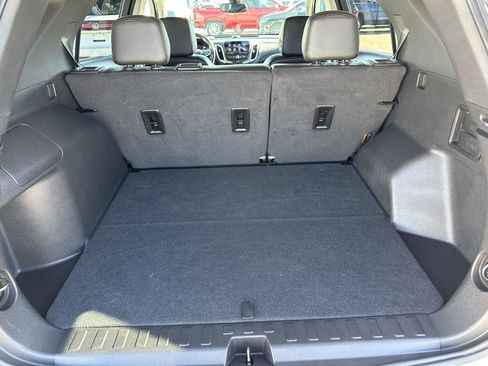 Used 2022 Chevrolet Equinox Premier image 8