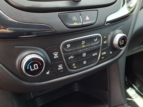 Used 2024 Chevrolet Equinox RS w/ RS Leather Package FWD image 33
