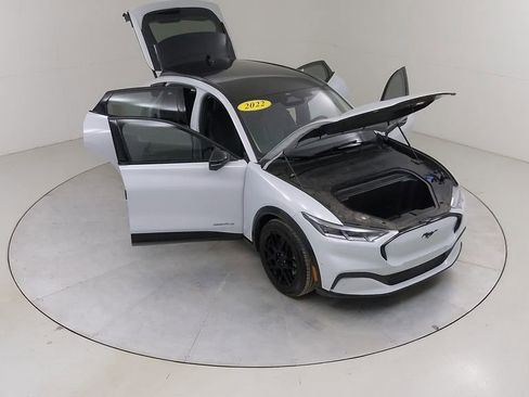 Certified 2022 Ford Mustang Mach-E Premium w/ Interior Protection Package image 45