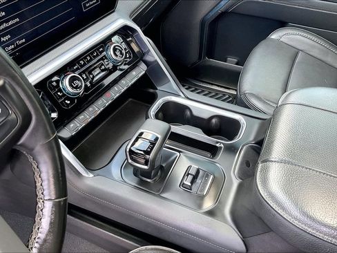 Used 2023 GMC Sierra 1500 Denali w/ Denali Reserve Package AWD/4WD image 19