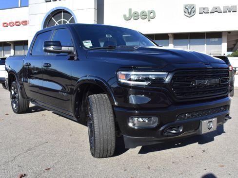 Used 2024 RAM 1500 Limited image 3