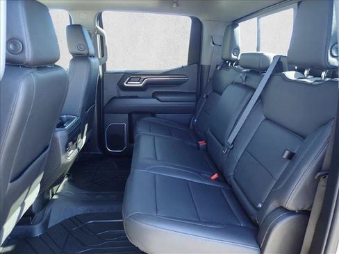 Used 2024 Chevrolet Silverado 1500 RST w/ Rally Edition AWD/4WD image 7