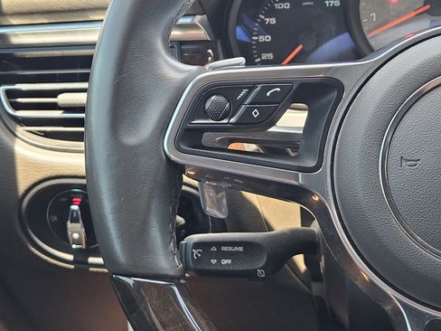Certified 2020 Porsche Macan S AWD/4WD image 27
