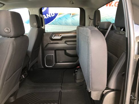 Used 2022 Chevrolet Silverado 1500 RST AWD/4WD image 11