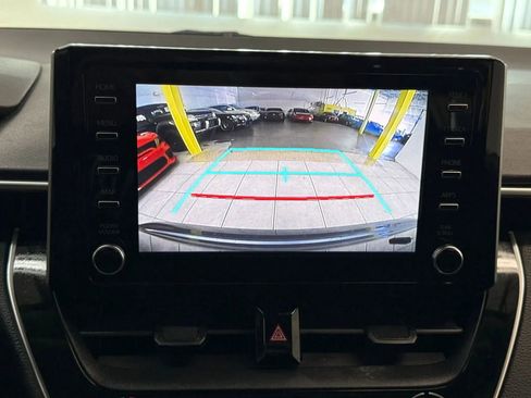 Used 2020 Toyota Corolla LE FWD image 33