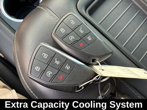 Used 2021 Chevrolet Tahoe Z71 w/ Z71 Signature Package image 27